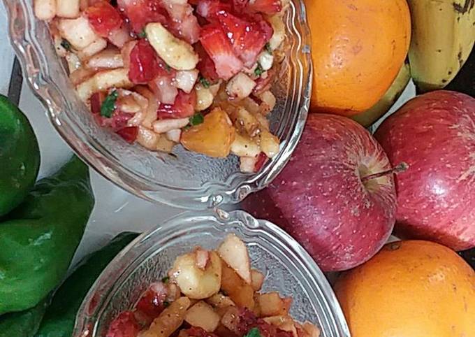 So Delicious Mexican Cuisine Hot Fruit Salsa Delicious Food Mexican Cuisine Hot Fruit Salsa