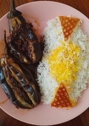 عکسی از دستور دیل دوکونی گیلانی (بادمجان شکم‌پر)