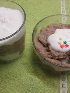 Una foto de Crema de caramelos sin azúcar con falsa nata