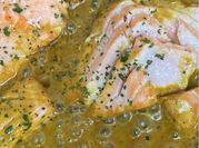 Una foto de salsa curry