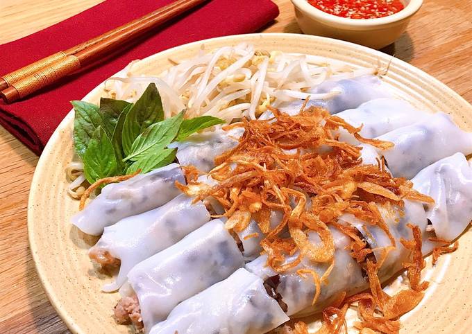 Bánh cuốn thời mở cửa