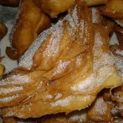 Pasteles Fritos Hojaldrados Receta de Mariana Briosso- Cookpad
