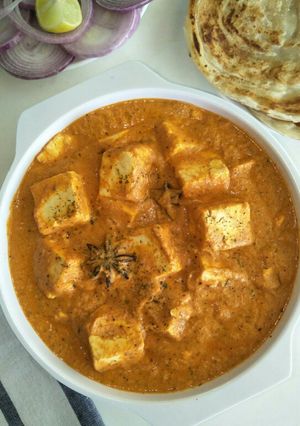 A picture of Paneer Makhani (Cottage Cheese In A Creamy Tomato Gravy).