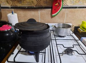 Una foto de Alitas de pollo al caldero
