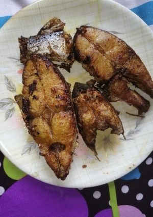 A picture of Fried Fish.
