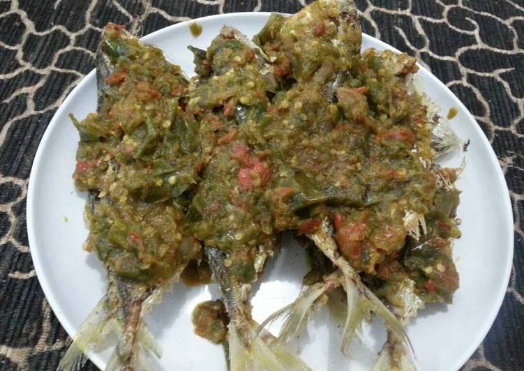 Resep Sambal ikan balado cabe hijau oleh sandilawm - Cookpad