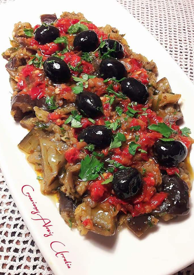 Una foto de Berenjenas sofritas con toque picante