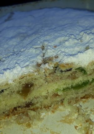 Una foto de Stollen o Christstollen
