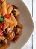 Pasta al pesce spada e melanzane