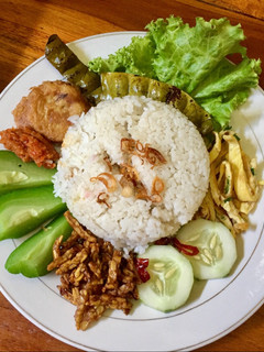 Foto resep Nasi Uduk Full Lalapan