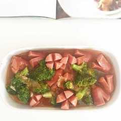 รูปของ Cah Sosis Borokoli Asam Manis