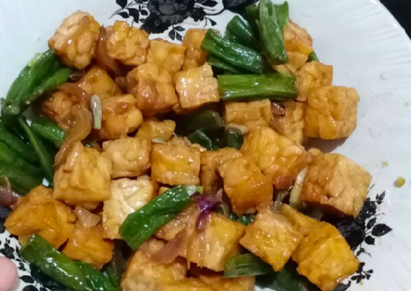 Oseng tempe kacang panjang