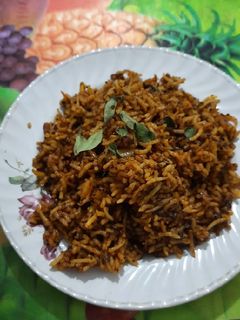 વધારેલા ભાત (Vagharela Bhat Recipe In Gujarati) રેસીપી મુખ્ય ફોટો