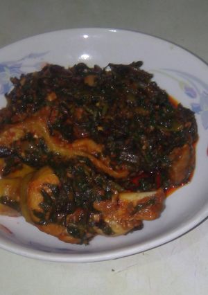 A picture of Efo riro (Vegetable soup).