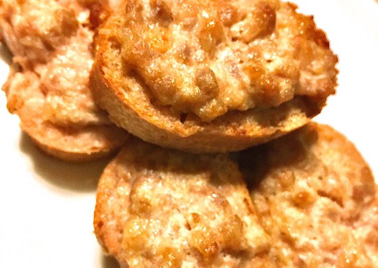 Crostini stracchino fatto in casa e salsiccia