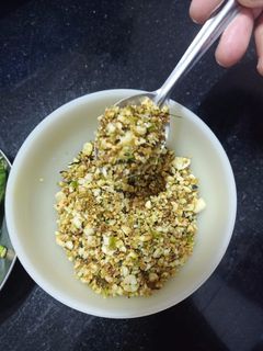 मिरची,दाण्यांची चटणी (mirchi danyachi chutney recipe in marathi) रेसिपी चे मुख्य फोटो