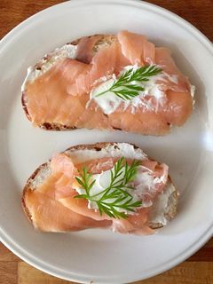 Foto de Tostas de Salmão Fumado