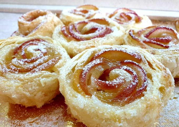 Ricetta Roselline Di Pasta Sfoglia E Mele Di Karyna03 - Cookpad