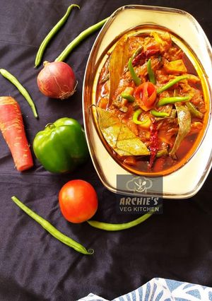 A picture of Veg kolapuri.