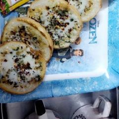Cheese garlic bread toast A picture of Cheese garlic bread toast.