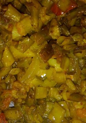 A picture of Gwar beans vegetable.