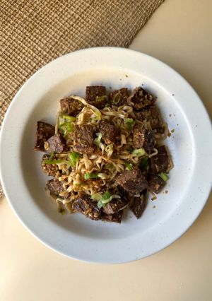 A picture of Steak Garlic Noodles.