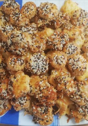 Túrós, magvas falatok recept fotója