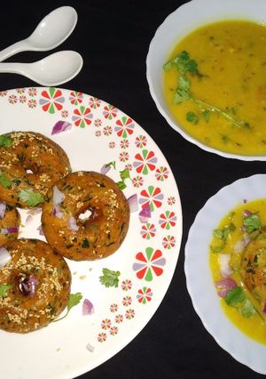A picture of Makki ki dhokli (healthy).