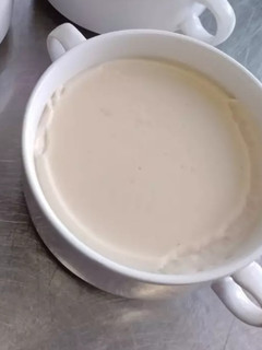 A picture of Béchamel Sauce.