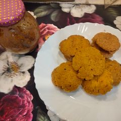 A picture of Crispy and spicy Achari Matthi.