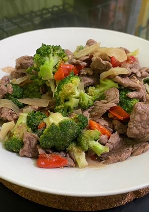 Foto resep Tumis Sapi Brokoli Saos Tiram