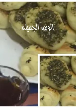 صورة لوصفة فطائر الزعتر والجبن الكرافت لذيذة
