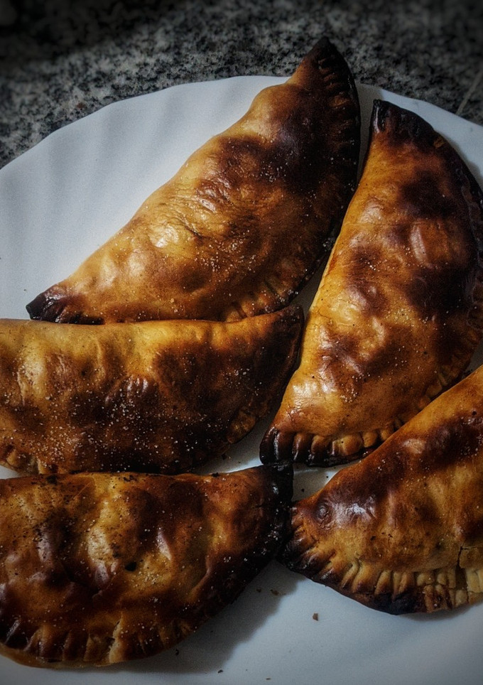 Una foto de Empanadillas de manzana y canela