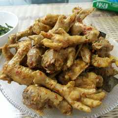A picture of Ceker Sayap Kepala Ayam Pedas Mantap.