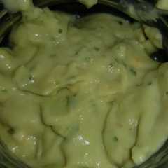 Una foto de Salsa de Aguacate