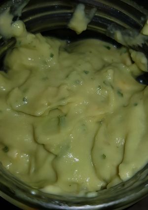 Una foto de Salsa de Aguacate