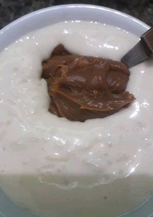 Una foto de Arroz con leche cremoso con huevo