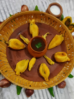 ભજીયા(Bhajiya Recipe in Gujarati) રેસીપી મુખ્ય ફોટો