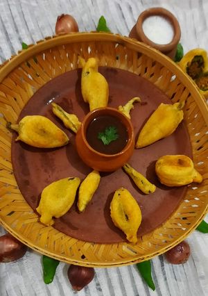 ભજીયા(Bhajiya Recipe in Gujarati) રેસીપી મુખ્ય ફોટો