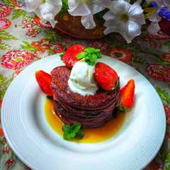 Red velvet Pancake রেসিপির প্রধান ছবি