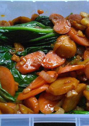 Foto resep Pak coy saos bawang dengan sosis dan bakso