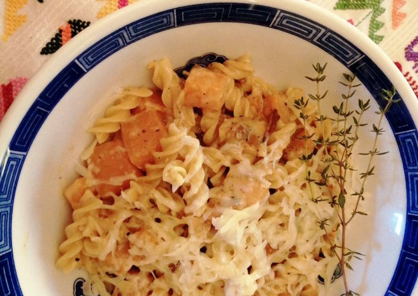 Pasta con calabaza butternut