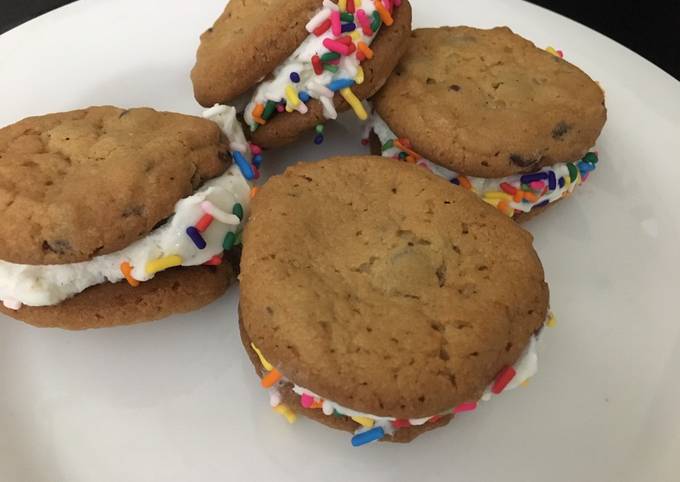 Simple Way to Make Quick Chocolate chip ice cream cookies