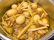 Hình ảnh của gà ta kho