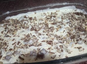 Foto principal de Tarta helada de leche condensada y kit kat
