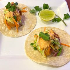 A picture of Fried fish tacos.