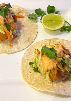 A picture of Fried fish tacos.