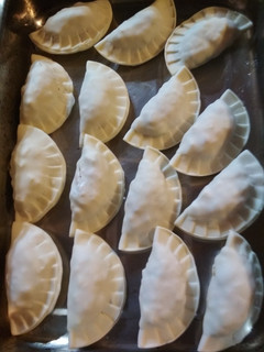 Una foto de Empanadas. Choclo, queso y panceta