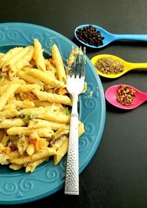 A picture of Cheesy Béchamel Sauce Penne Pasta.