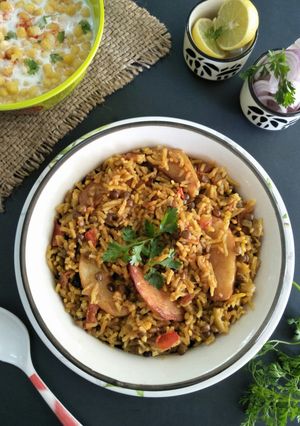 A picture of Masoor pulao.
